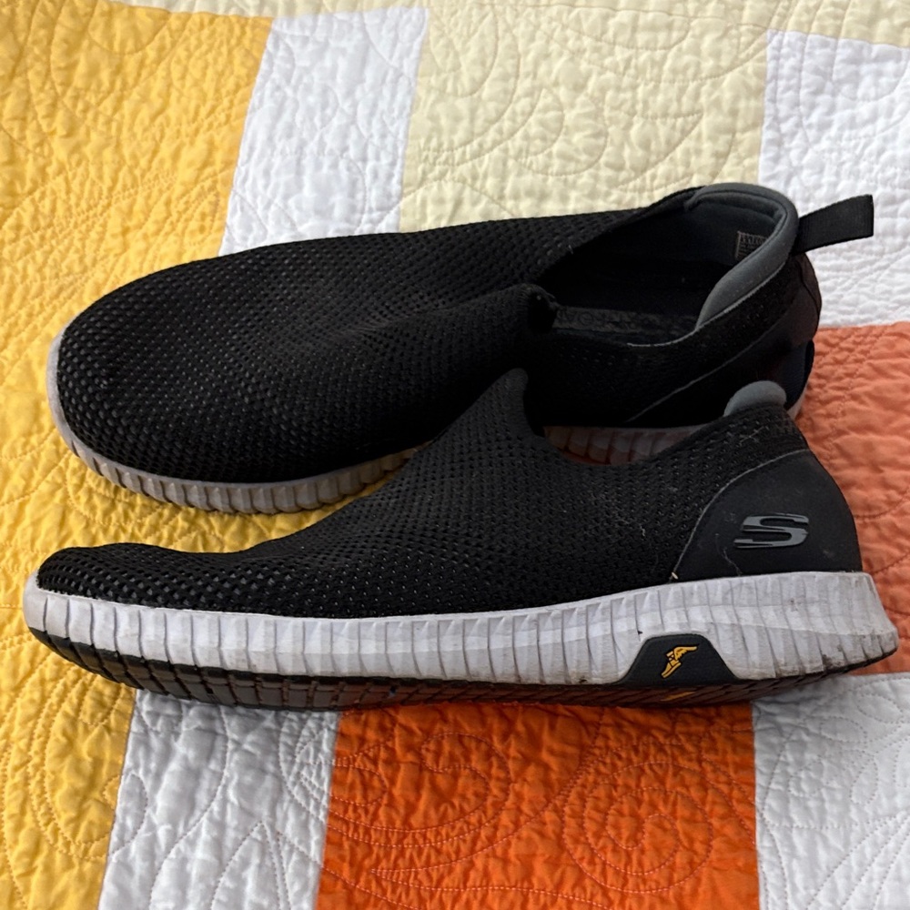 Skechers Men's Black Slip-On Sneakers - Picture 3 of 6